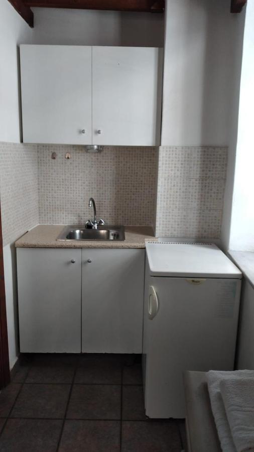 Odos Odysseos Aparthotel แอร์มูโปลี ภายนอก รูปภาพ