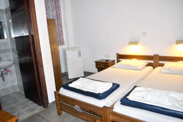 Odos Odysseos Aparthotel แอร์มูโปลี ห้อง รูปภาพ