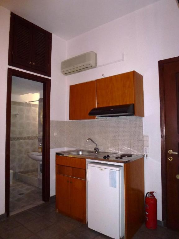Odos Odysseos Aparthotel แอร์มูโปลี ห้อง รูปภาพ